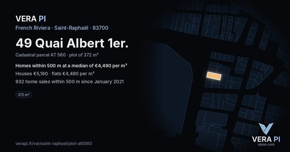 49 Quai Albert 1er, Saint-Raphaël at night – the plot lit, the parcels around coloured by the prices near them