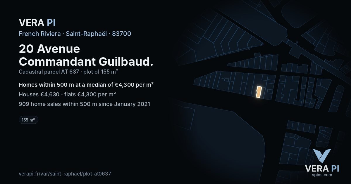20 Avenue Commandant Guilbaud, Saint-Raphaël at night – the plot lit, the parcels around coloured by the prices near them