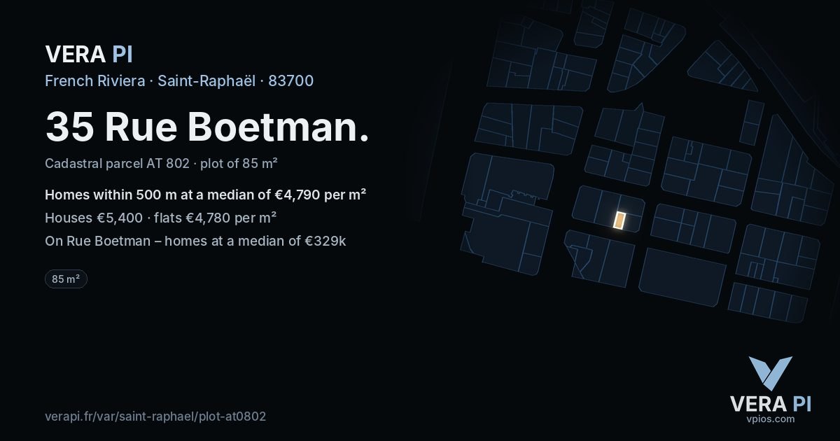 35 Rue Boetman, Saint-Raphaël at night – the plot lit, the parcels around coloured by the prices near them
