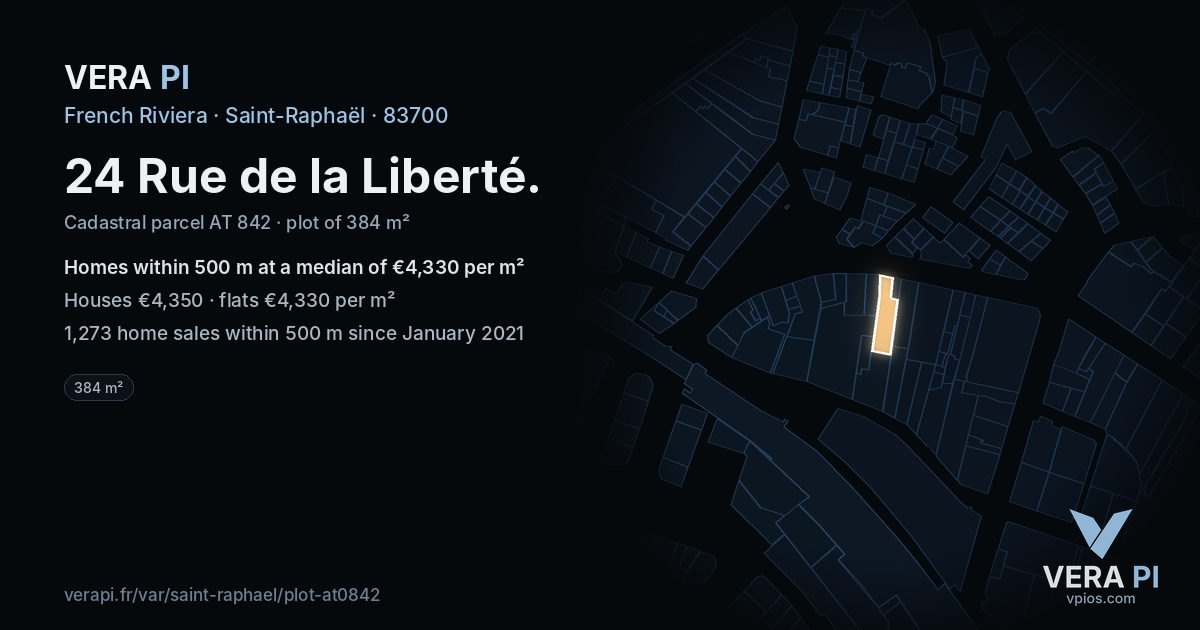 24 Rue de la Liberté, Saint-Raphaël at night – the plot lit, the parcels around coloured by the prices near them