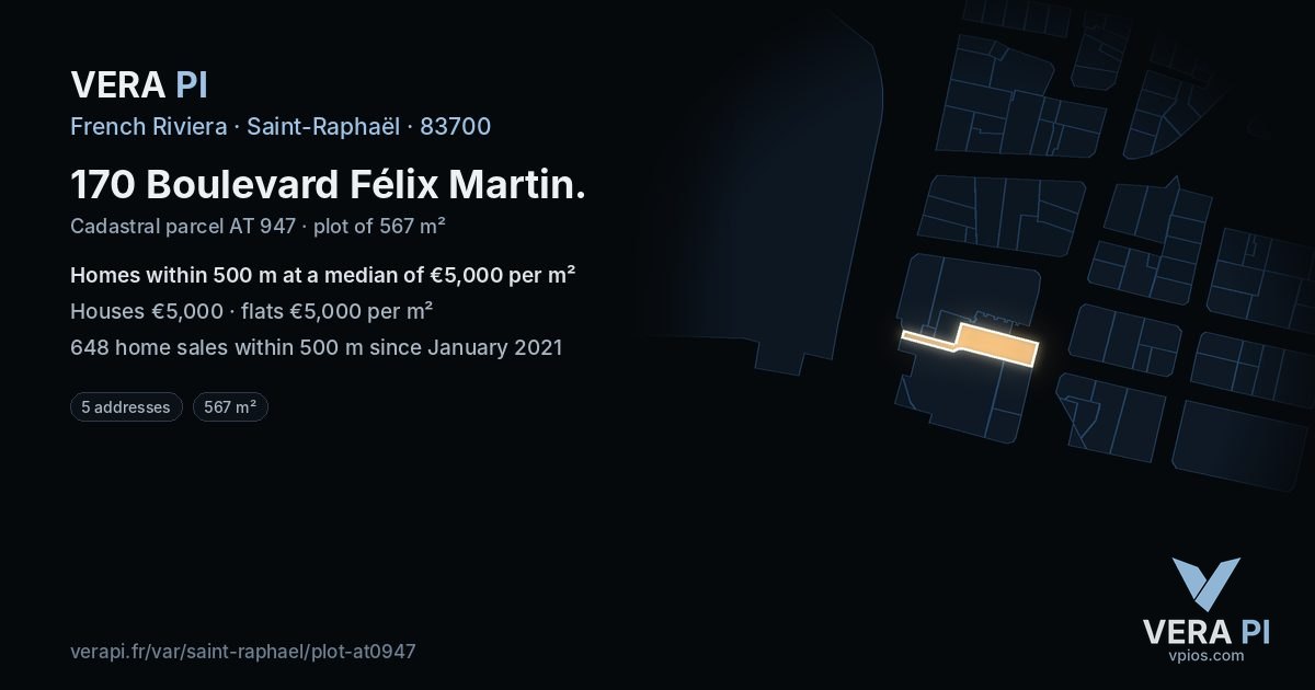 170 Boulevard Félix Martin, Saint-Raphaël at night – the plot lit, the parcels around coloured by the prices near them