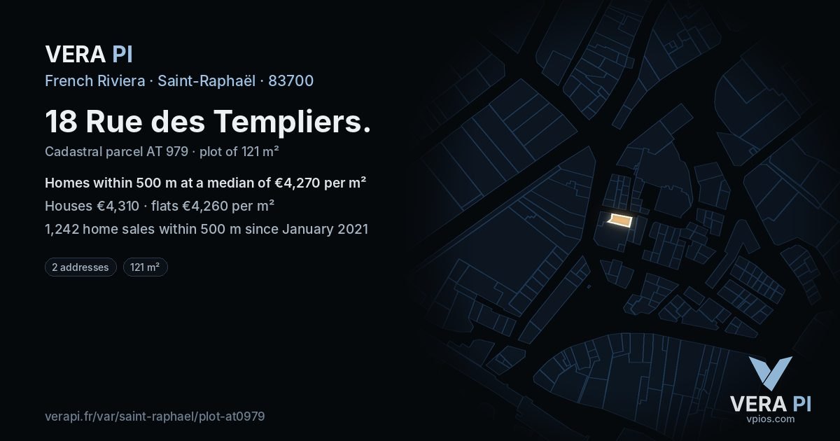 18 Rue des Templiers, Saint-Raphaël at night – the plot lit, the parcels around coloured by the prices near them