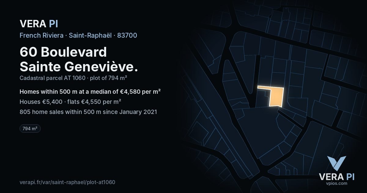 60 Boulevard Sainte Geneviève, Saint-Raphaël at night – the plot lit, the parcels around coloured by the prices near them