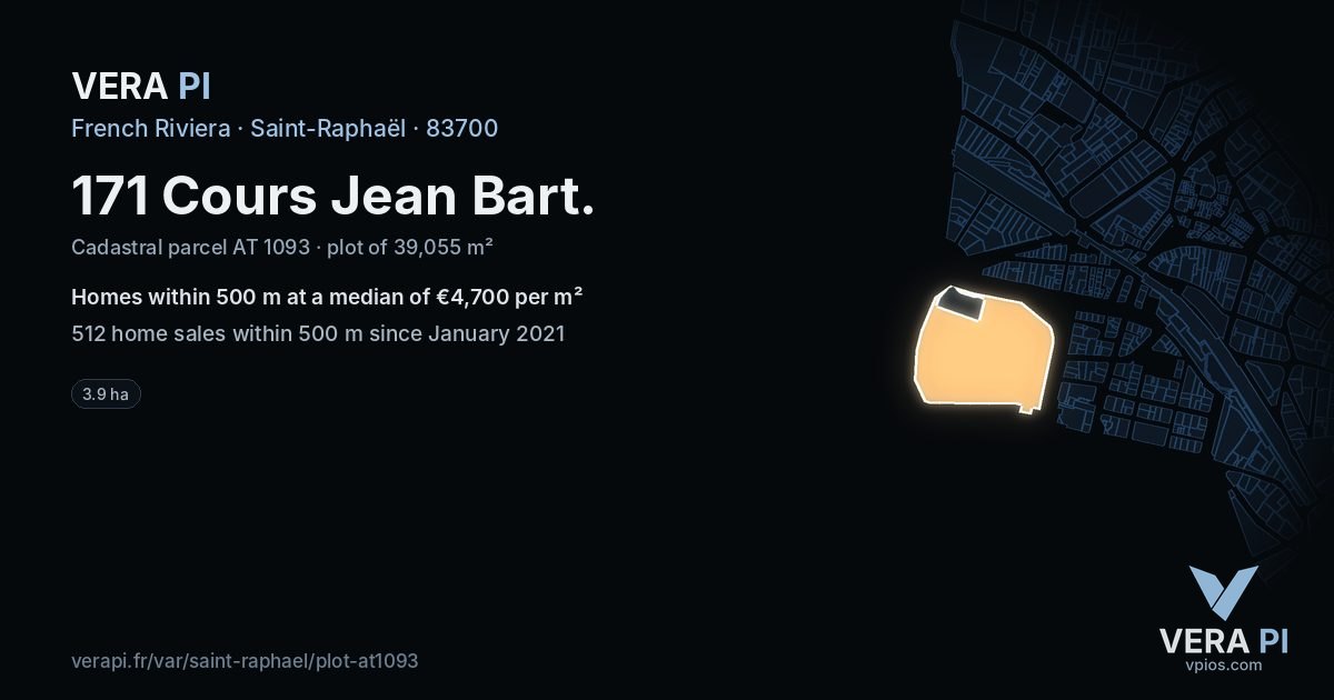 171 Cours Jean Bart, Saint-Raphaël at night – the plot lit, the parcels around coloured by the prices near them