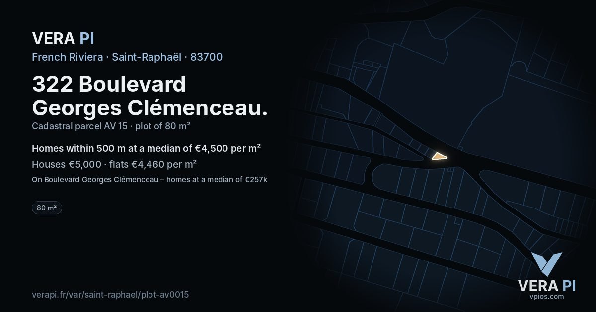 322 Boulevard Georges Clémenceau, Saint-Raphaël at night – the plot lit, the parcels around coloured by the prices near them