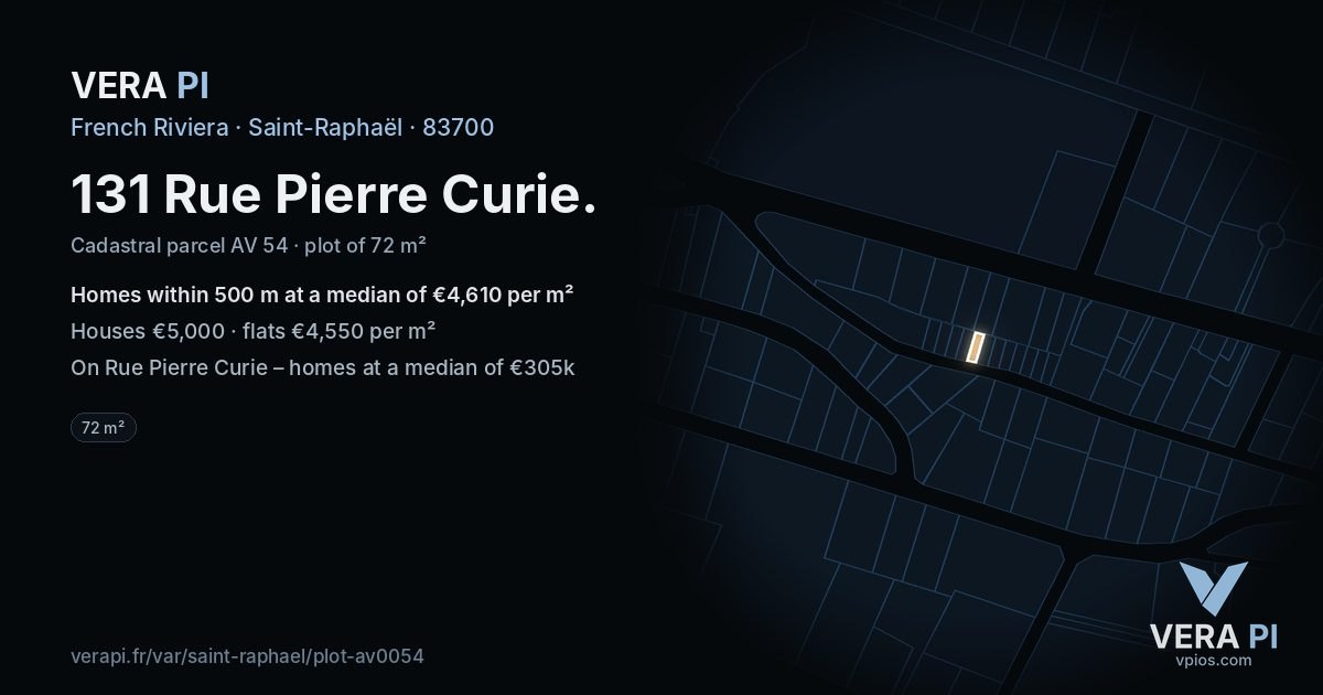 131 Rue Pierre Curie, Saint-Raphaël at night – the plot lit, the parcels around coloured by the prices near them