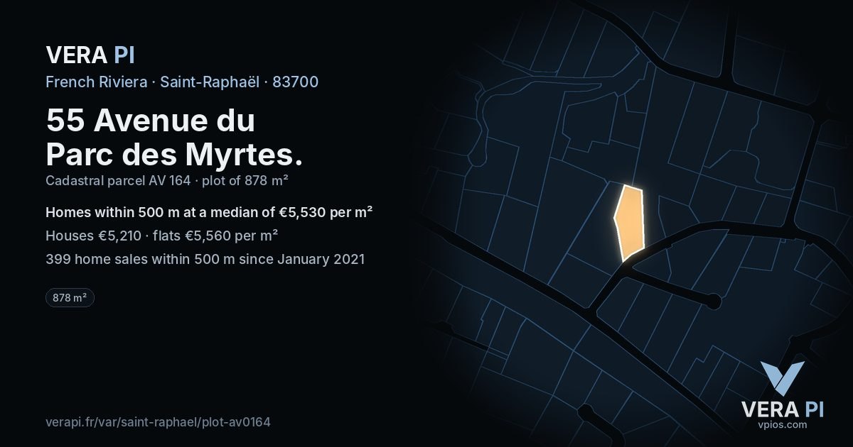 55 Avenue du Parc des Myrtes, Saint-Raphaël at night – the plot lit, the parcels around coloured by the prices near them