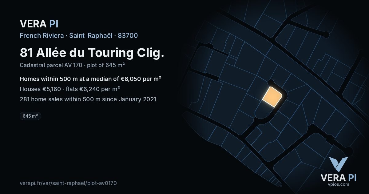 81 Allée du Touring Clig, Saint-Raphaël at night – the plot lit, the parcels around coloured by the prices near them