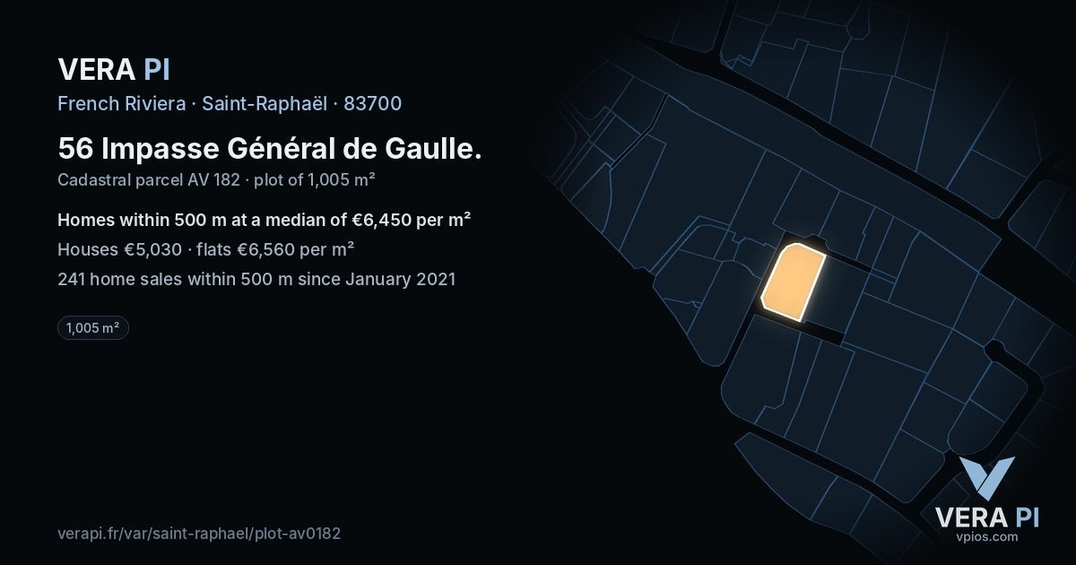 56 Impasse Général de Gaulle, Saint-Raphaël at night – the plot lit, the parcels around coloured by the prices near them