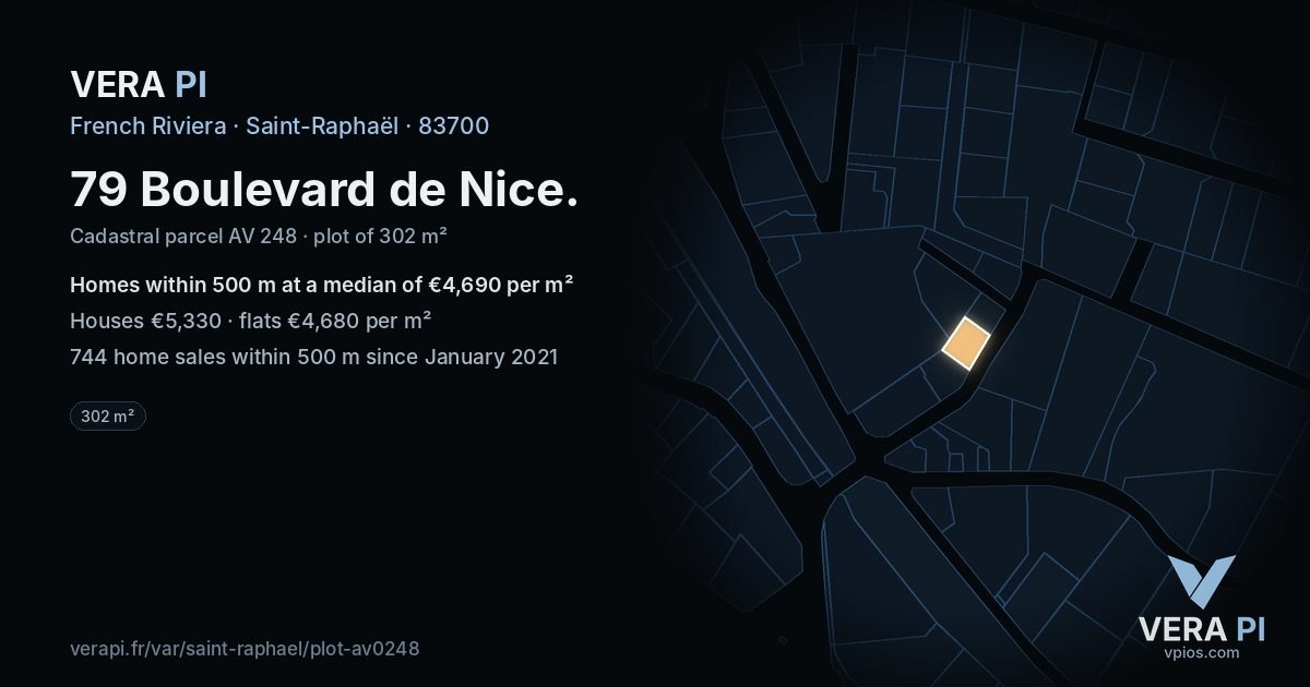 79 Boulevard de Nice, Saint-Raphaël at night – the plot lit, the parcels around coloured by the prices near them