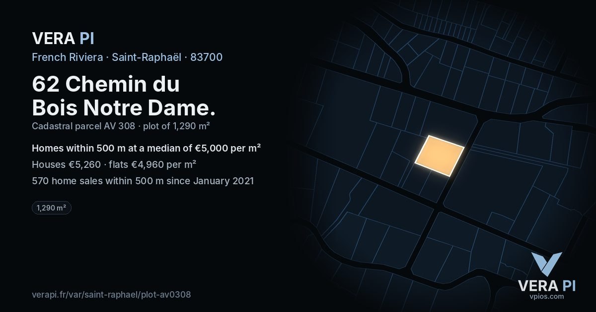 62 Chemin du Bois Notre Dame, Saint-Raphaël at night – the plot lit, the parcels around coloured by the prices near them