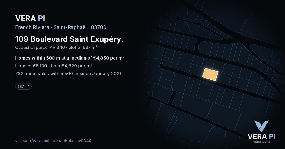 109 Boulevard Saint Exupéry, Saint-Raphaël at night – the plot lit, the parcels around coloured by the prices near them