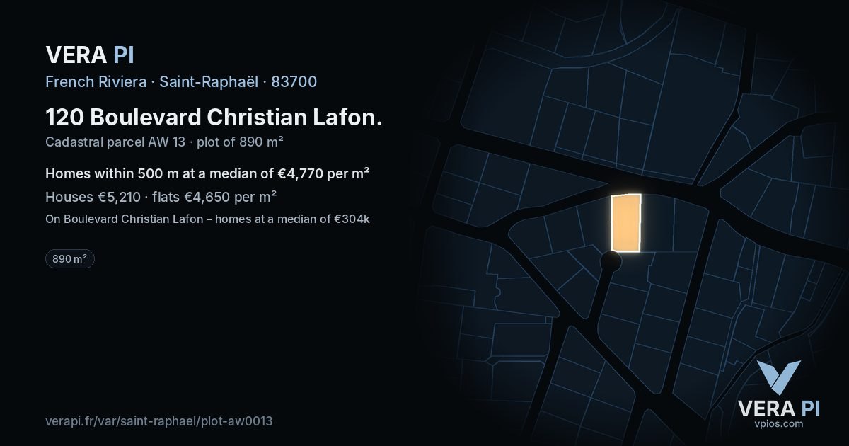 120 Boulevard Christian Lafon, Saint-Raphaël at night – the plot lit, the parcels around coloured by the prices near them