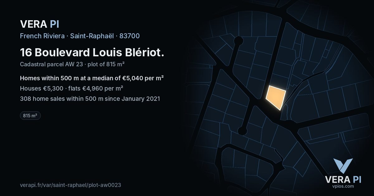 16 Boulevard Louis Blériot, Saint-Raphaël at night – the plot lit, the parcels around coloured by the prices near them