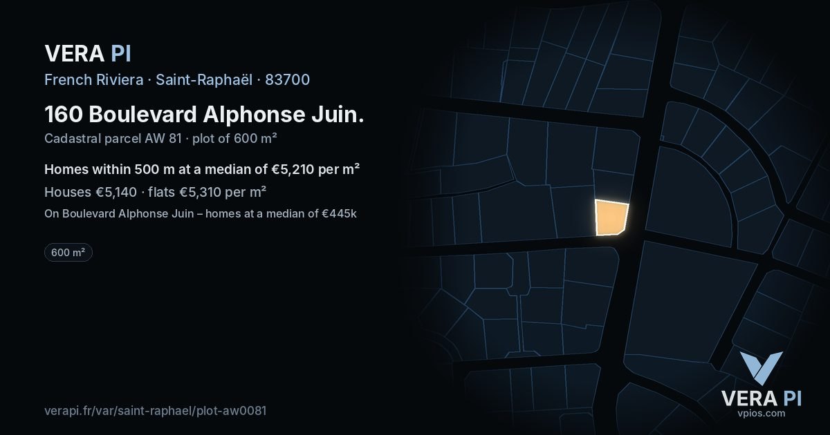 160 Boulevard Alphonse Juin, Saint-Raphaël at night – the plot lit, the parcels around coloured by the prices near them