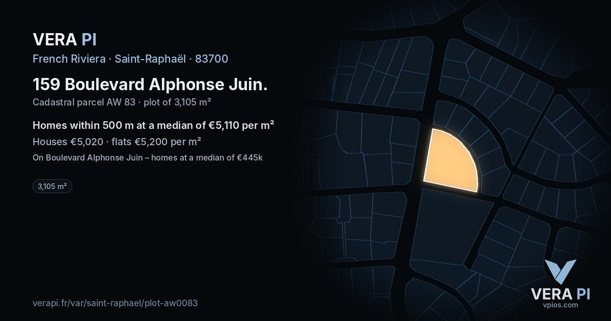 159 Boulevard Alphonse Juin, Saint-Raphaël at night – the plot lit, the parcels around coloured by the prices near them