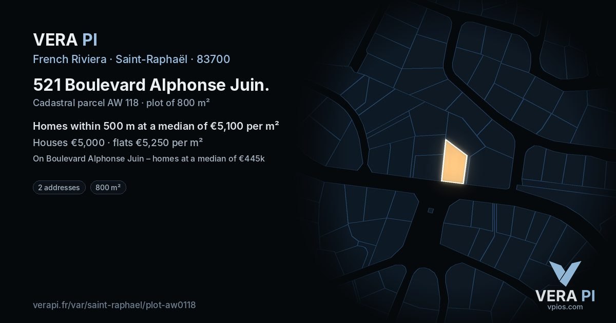 521 Boulevard Alphonse Juin, Saint-Raphaël at night – the plot lit, the parcels around coloured by the prices near them
