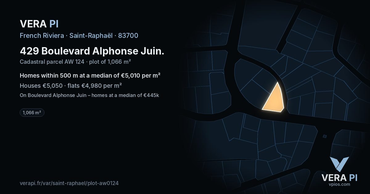 429 Boulevard Alphonse Juin, Saint-Raphaël at night – the plot lit, the parcels around coloured by the prices near them