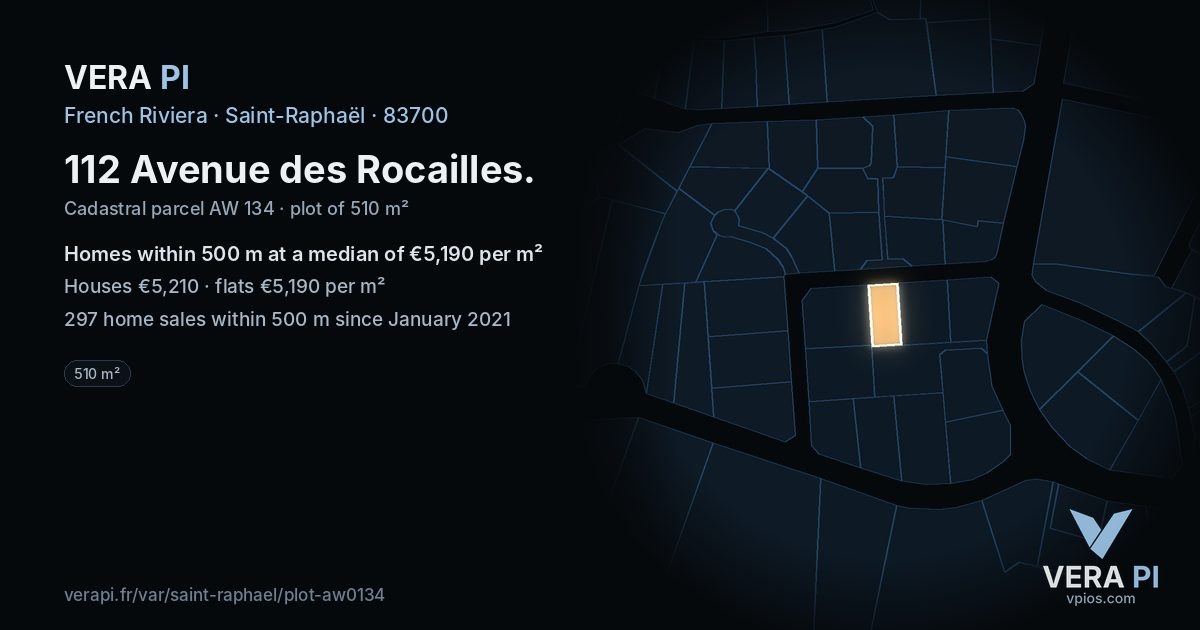 112 Avenue des Rocailles, Saint-Raphaël at night – the plot lit, the parcels around coloured by the prices near them