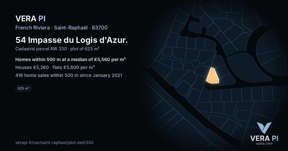 54 Impasse du Logis d'Azur, Saint-Raphaël at night – the plot lit, the parcels around coloured by the prices near them
