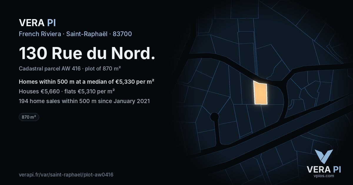 130 Rue du Nord, Saint-Raphaël at night – the plot lit, the parcels around coloured by the prices near them