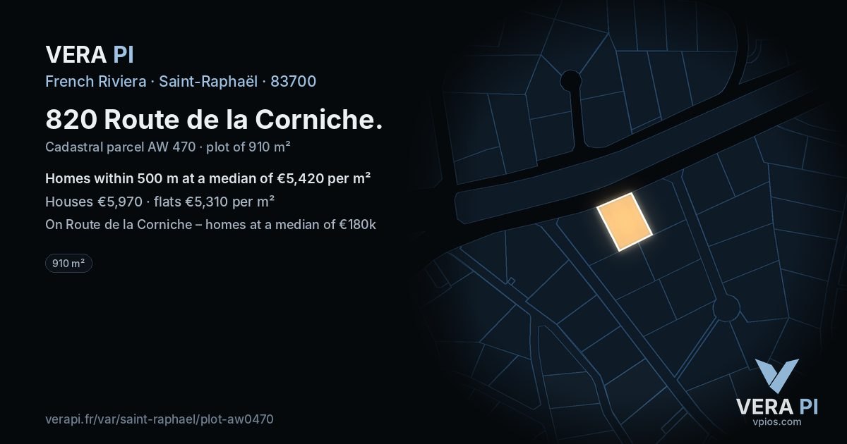 820 Route de la Corniche, Saint-Raphaël at night – the plot lit, the parcels around coloured by the prices near them