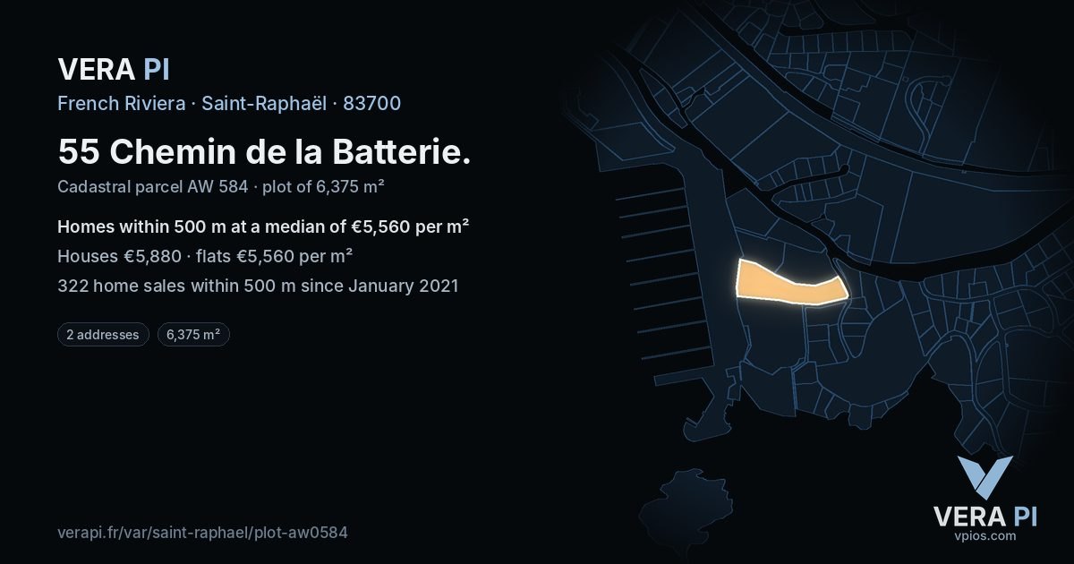 55 Chemin de la Batterie, Saint-Raphaël at night – the plot lit, the parcels around coloured by the prices near them