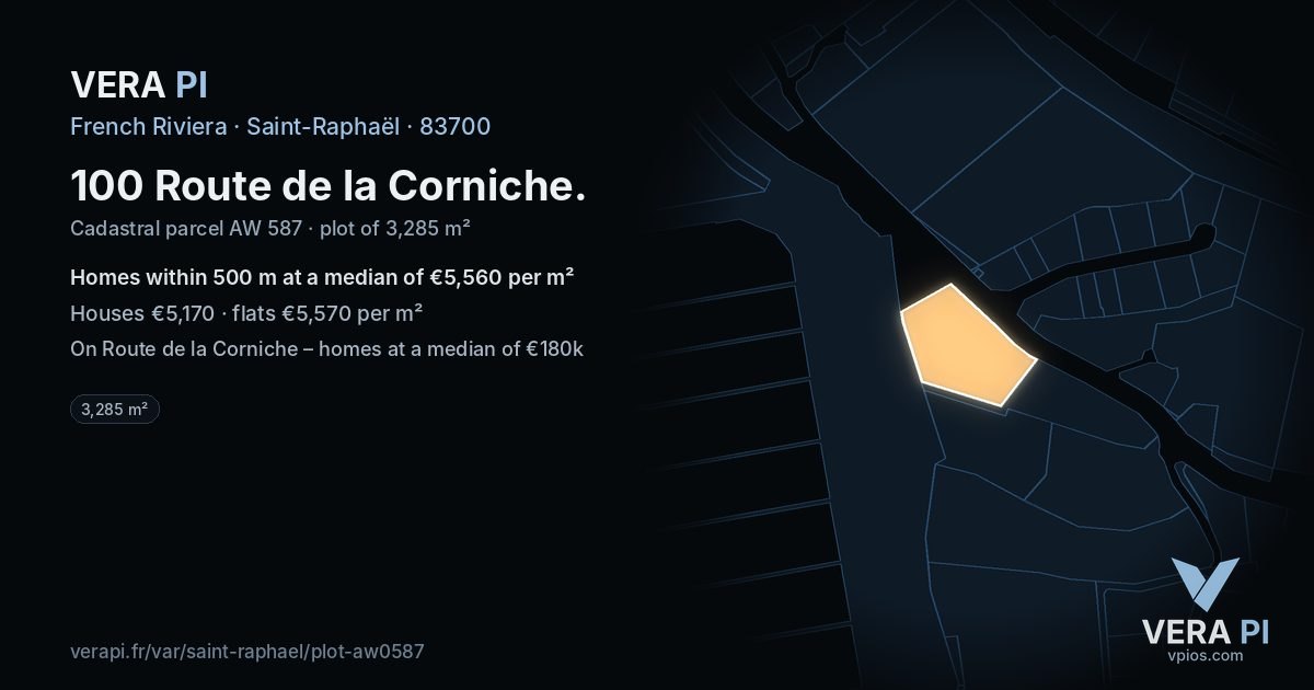 100 Route de la Corniche, Saint-Raphaël at night – the plot lit, the parcels around coloured by the prices near them