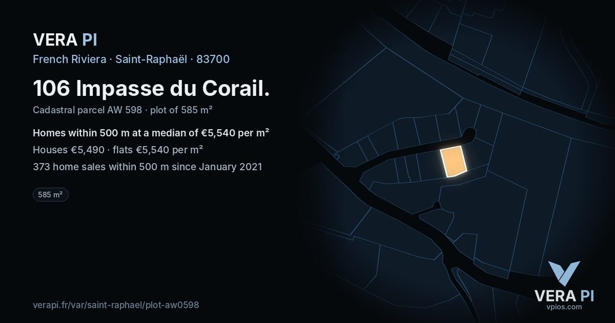 106 Impasse du Corail, Saint-Raphaël at night – the plot lit, the parcels around coloured by the prices near them