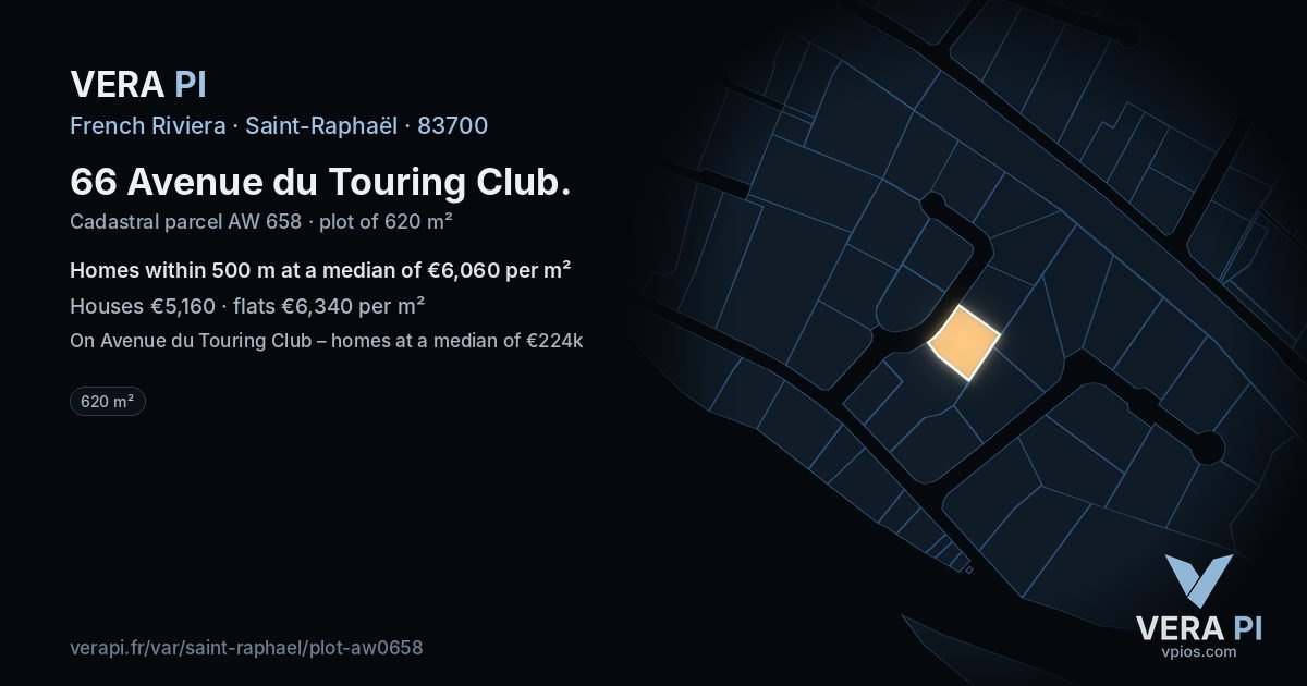 66 Avenue du Touring Club, Saint-Raphaël at night – the plot lit, the parcels around coloured by the prices near them