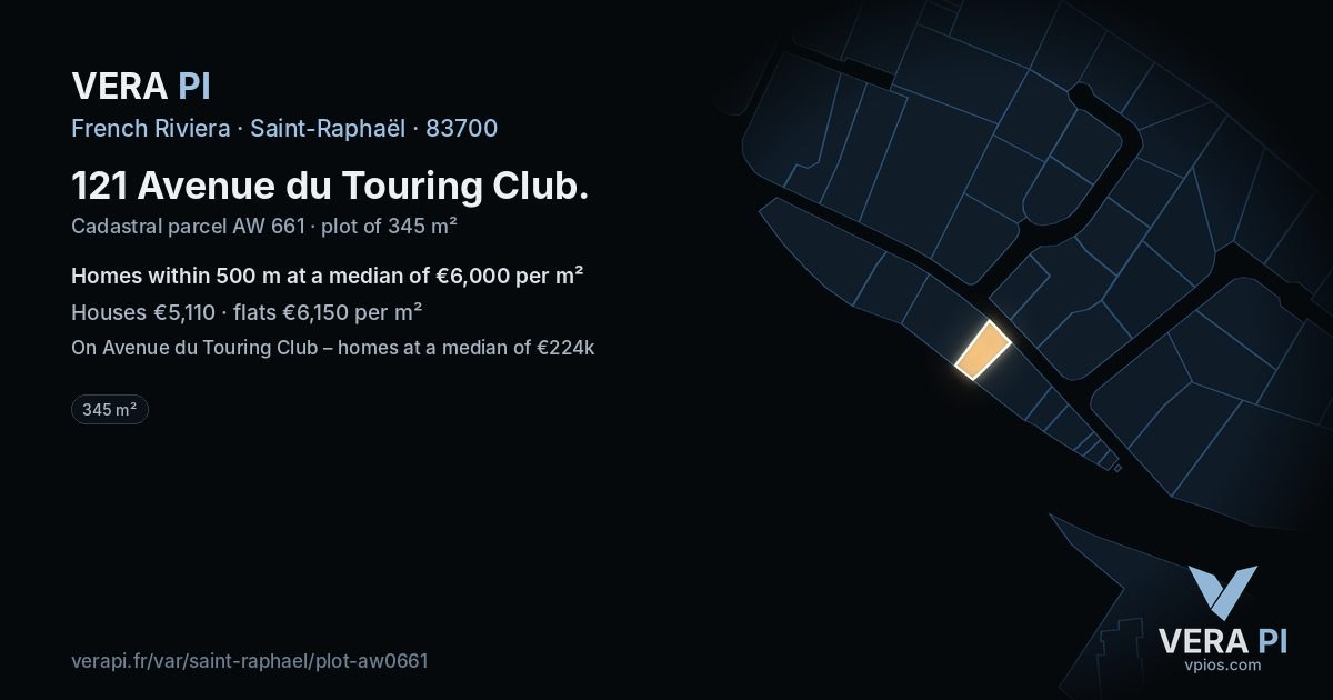 121 Avenue du Touring Club, Saint-Raphaël at night – the plot lit, the parcels around coloured by the prices near them