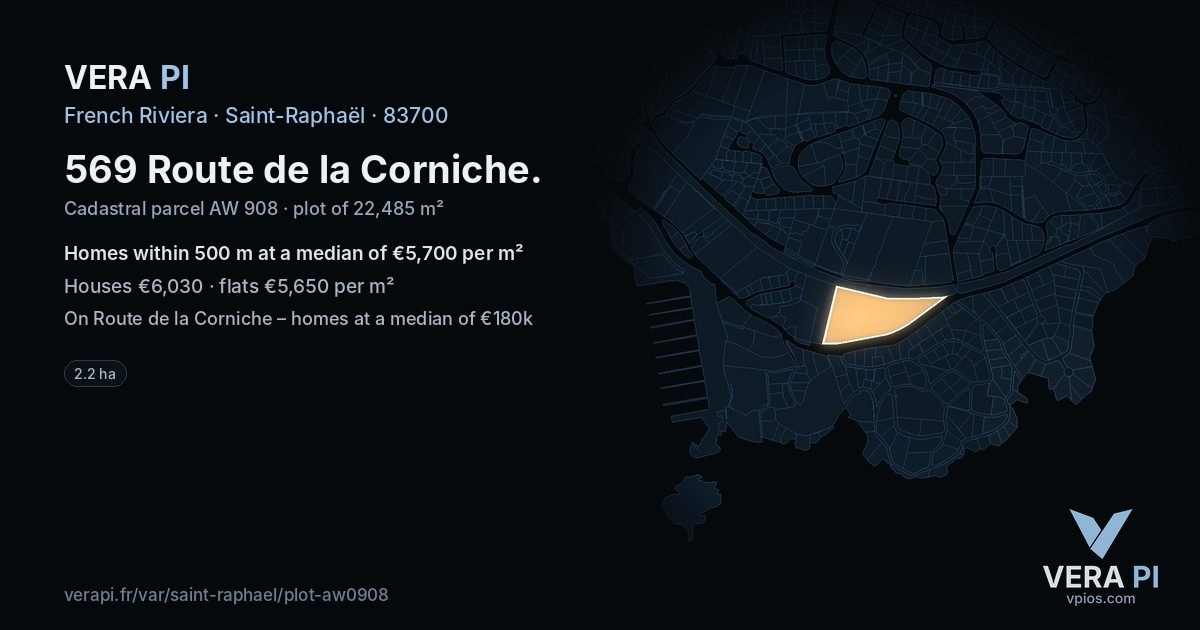 569 Route de la Corniche, Saint-Raphaël at night – the plot lit, the parcels around coloured by the prices near them