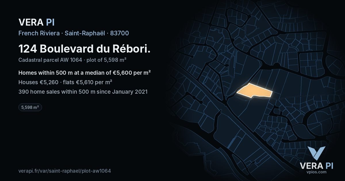 124 Boulevard du Rébori, Saint-Raphaël at night – the plot lit, the parcels around coloured by the prices near them