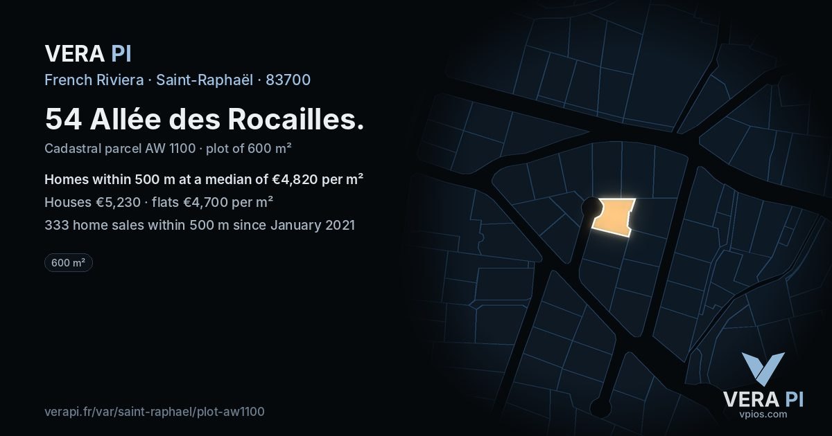 54 Allée des Rocailles, Saint-Raphaël at night – the plot lit, the parcels around coloured by the prices near them