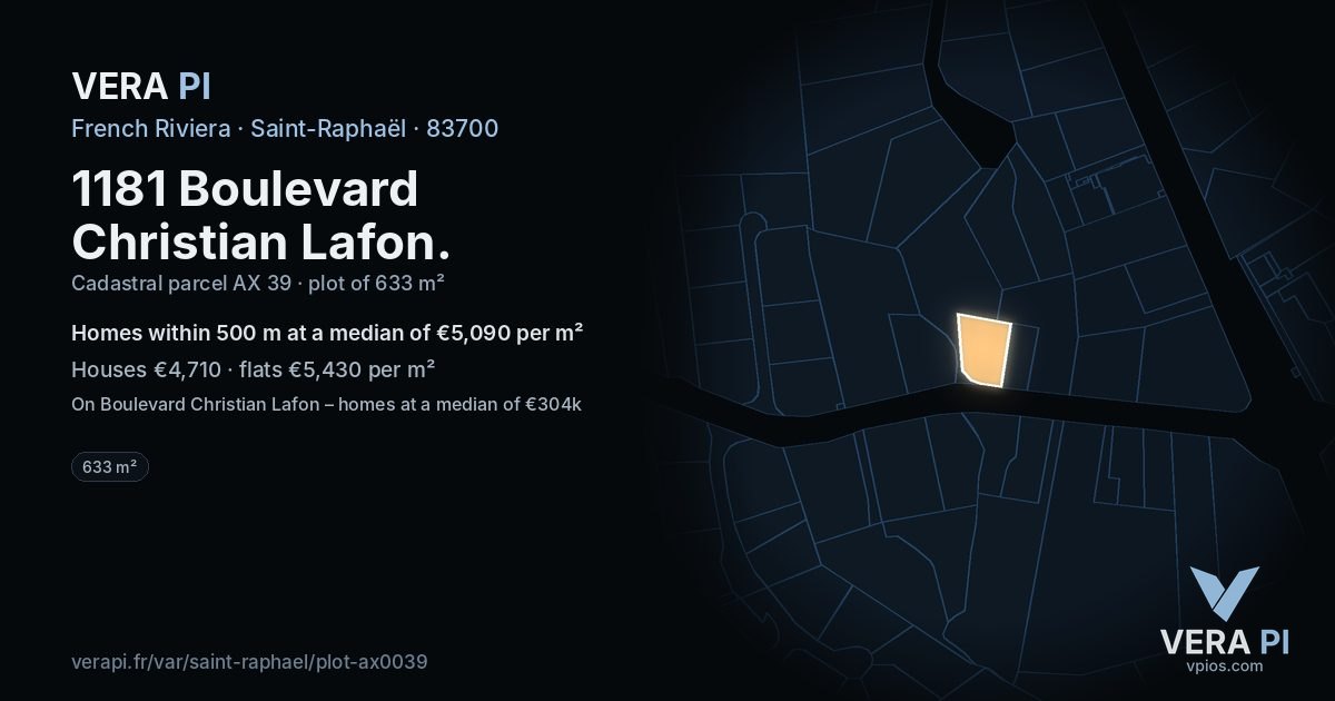 1181 Boulevard Christian Lafon, Saint-Raphaël at night – the plot lit, the parcels around coloured by the prices near them