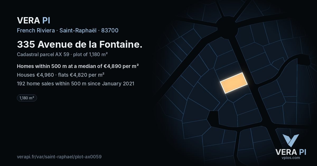 335 Avenue de la Fontaine, Saint-Raphaël at night – the plot lit, the parcels around coloured by the prices near them