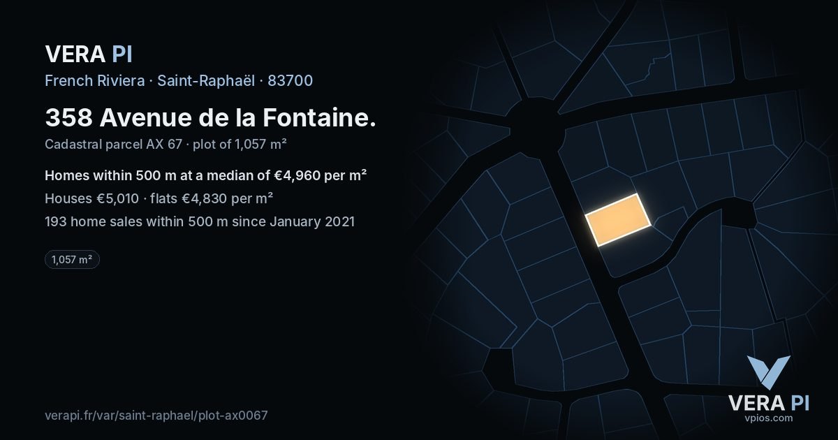 358 Avenue de la Fontaine, Saint-Raphaël at night – the plot lit, the parcels around coloured by the prices near them