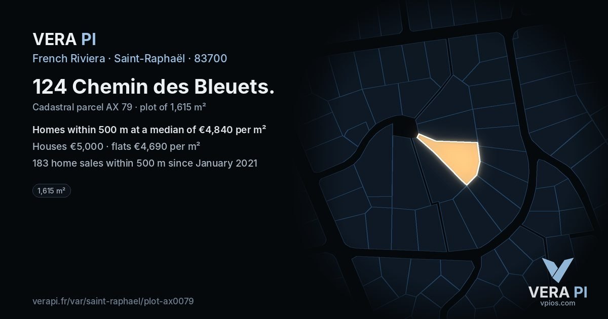 124 Chemin des Bleuets, Saint-Raphaël at night – the plot lit, the parcels around coloured by the prices near them