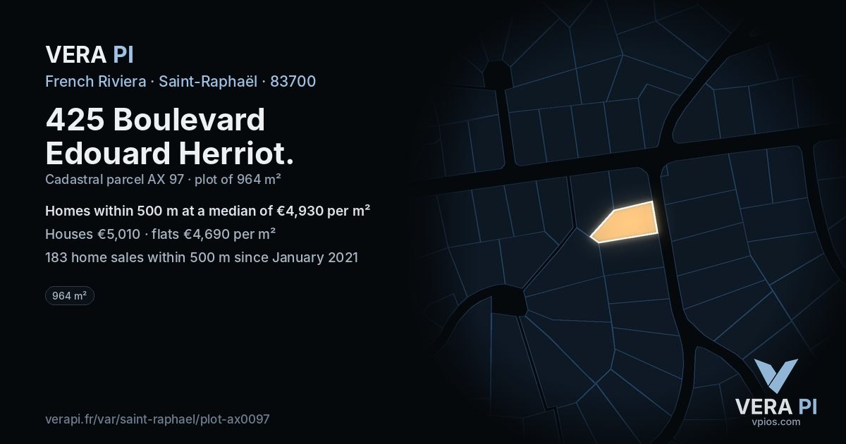 425 Boulevard Edouard Herriot, Saint-Raphaël at night – the plot lit, the parcels around coloured by the prices near them