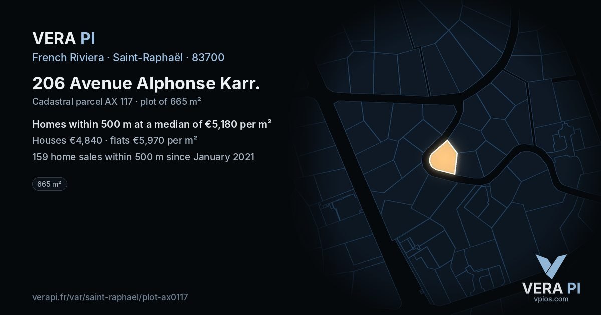 206 Avenue Alphonse Karr, Saint-Raphaël at night – the plot lit, the parcels around coloured by the prices near them