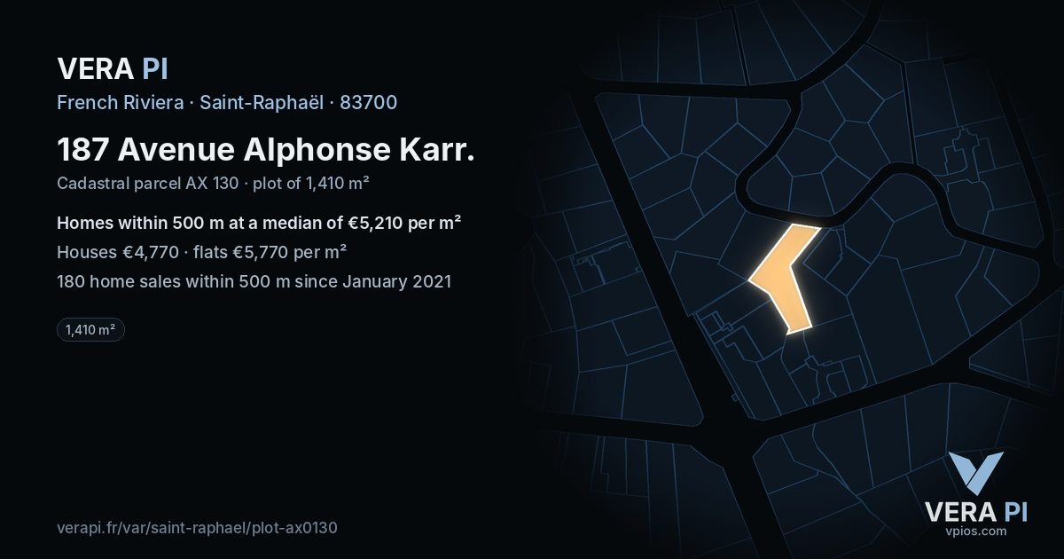 187 Avenue Alphonse Karr, Saint-Raphaël at night – the plot lit, the parcels around coloured by the prices near them