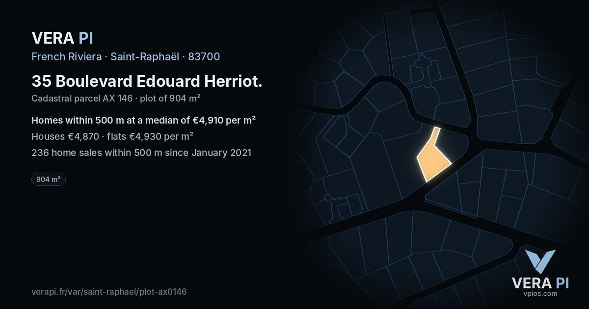 35 Boulevard Edouard Herriot, Saint-Raphaël at night – the plot lit, the parcels around coloured by the prices near them