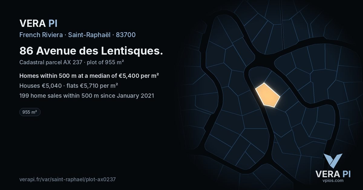 86 Avenue des Lentisques, Saint-Raphaël at night – the plot lit, the parcels around coloured by the prices near them