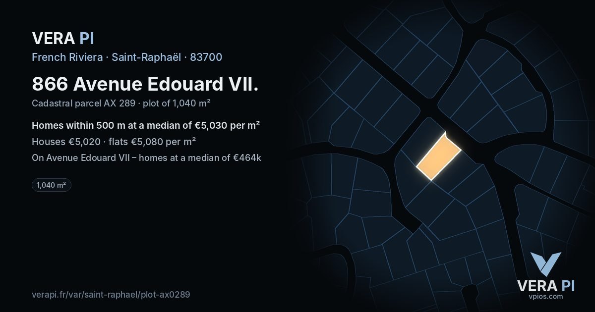 866 Avenue Edouard VII, Saint-Raphaël at night – the plot lit, the parcels around coloured by the prices near them