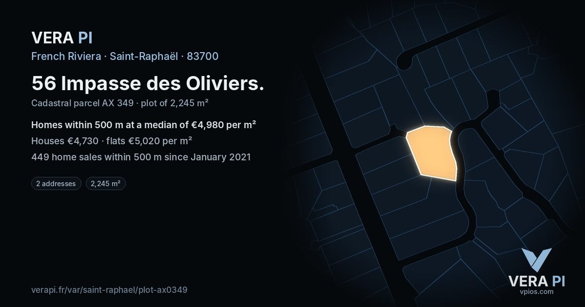 56 Impasse des Oliviers, Saint-Raphaël at night – the plot lit, the parcels around coloured by the prices near them