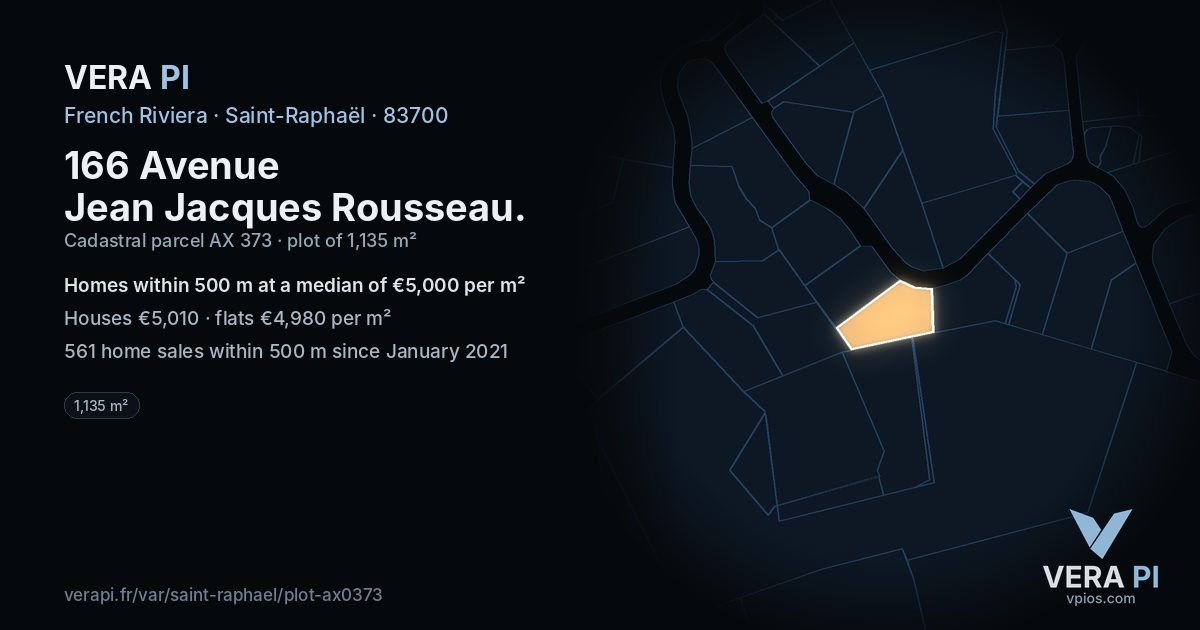 166 Avenue Jean Jacques Rousseau, Saint-Raphaël at night – the plot lit, the parcels around coloured by the prices near them