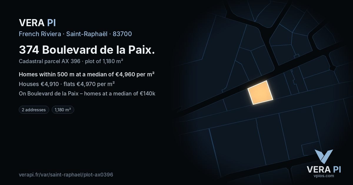 374 Boulevard de la Paix, Saint-Raphaël at night – the plot lit, the parcels around coloured by the prices near them