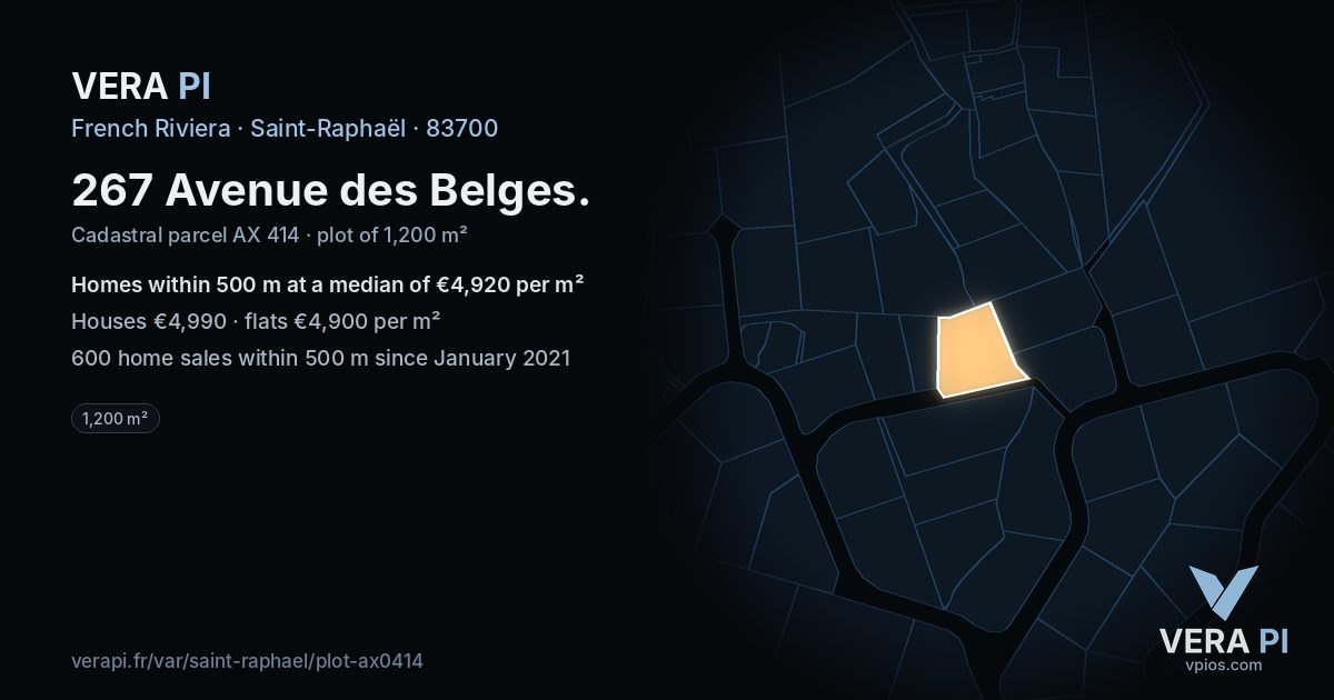267 Avenue des Belges, Saint-Raphaël at night – the plot lit, the parcels around coloured by the prices near them