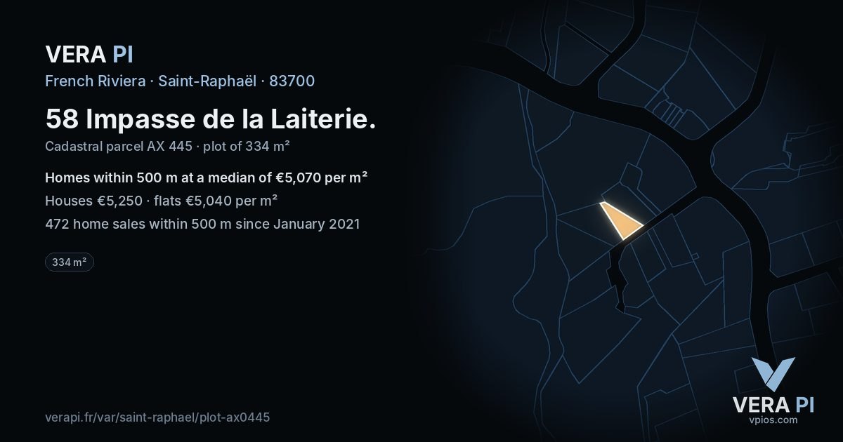 58 Impasse de la Laiterie, Saint-Raphaël at night – the plot lit, the parcels around coloured by the prices near them