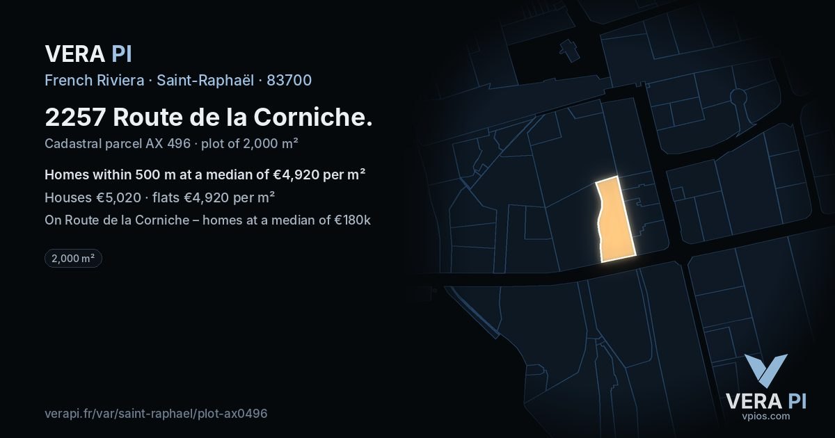 2257 Route de la Corniche, Saint-Raphaël at night – the plot lit, the parcels around coloured by the prices near them